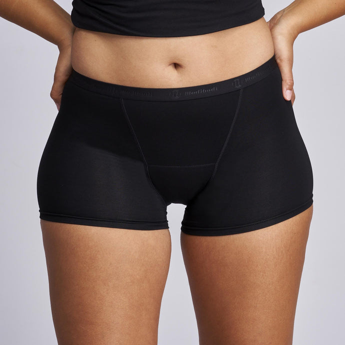 Modibodi Vegan Boyshort Black Moderate-Heavy |ModelName:Bailey M/12