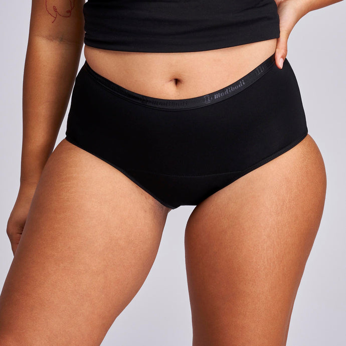 Modibodi Vegan Full Brief Black Heavy-Overnight |ModelName:Bailey M/12